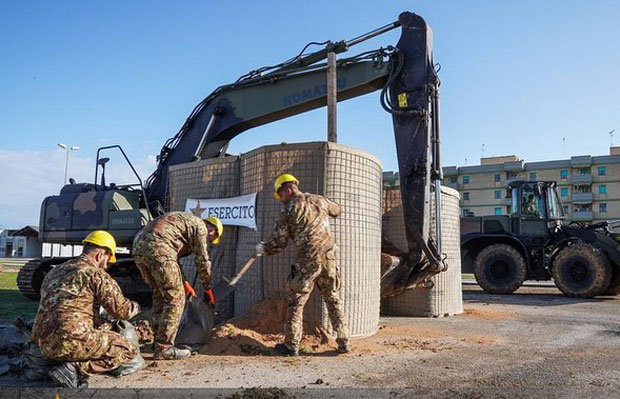 Велика евакуација становништва у Бриндизију ради деактивирања бомбе из Другог светског рата (ФОТО)